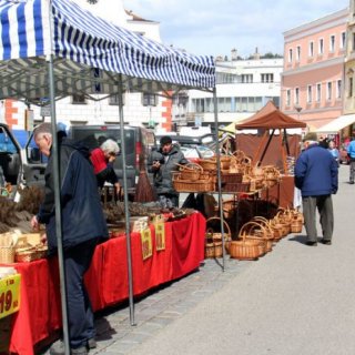 Trhy na náměstí